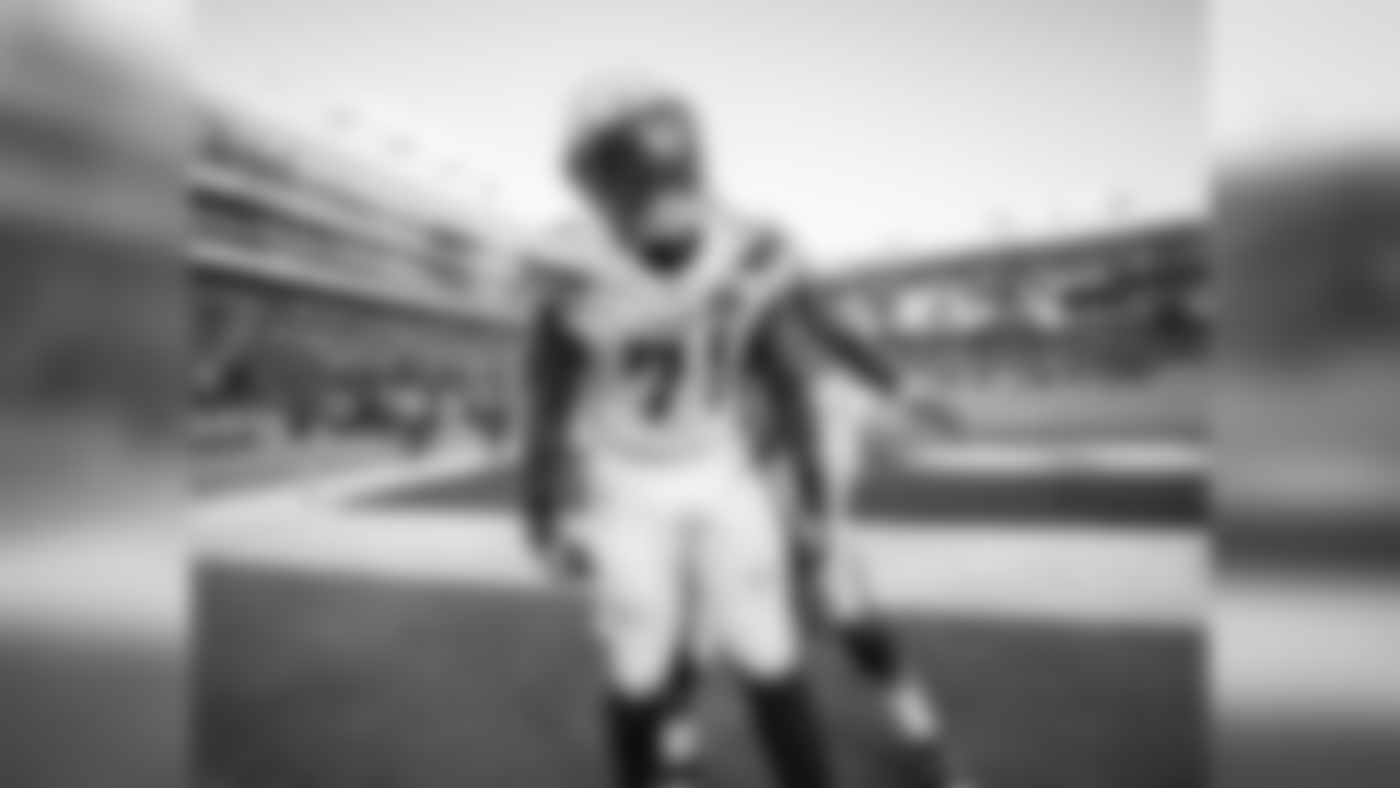 Damion Square celebrates a play versus the Baltimore Ravens at M&T Bank Stadium on Sun. Jan. 6, 2019.