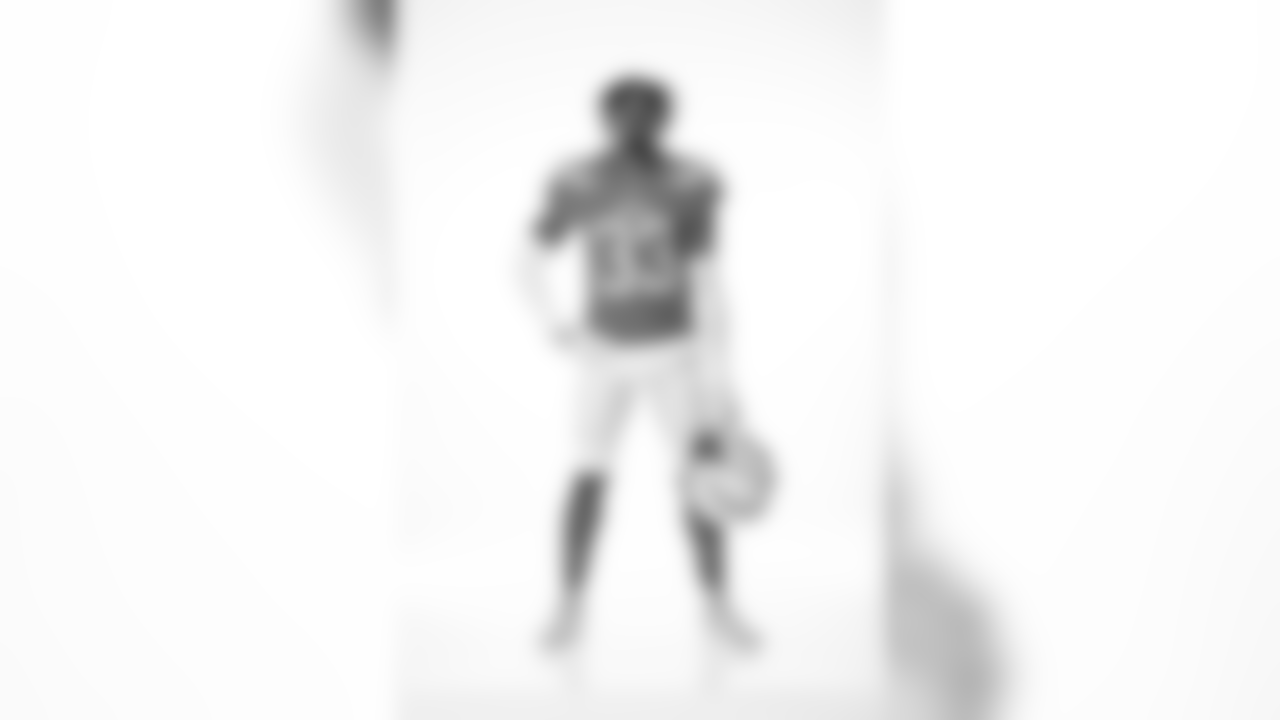 041519_James_Studio_019
