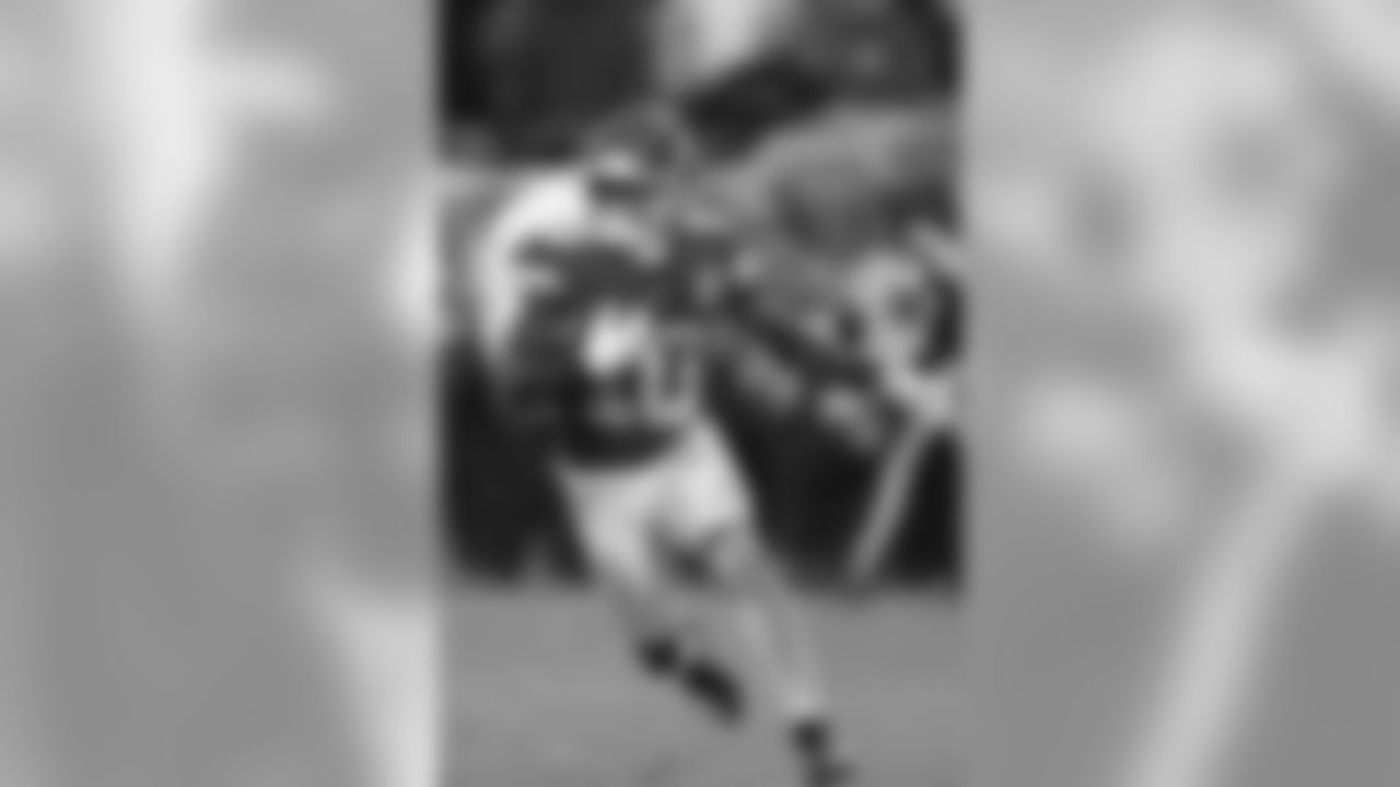 WR Tyreek Hill - Kansas City Chiefs