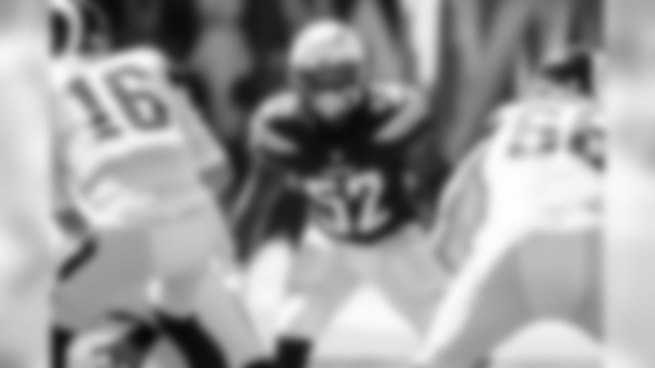 Denzel Perryman sets up at the line versus the Los Angeles Rams at LA Memorial Coliseum on Sun. Sept. 23, 2018.