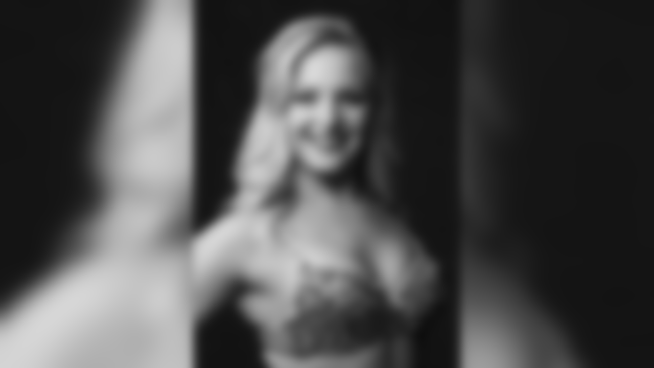 Warner_Brielle