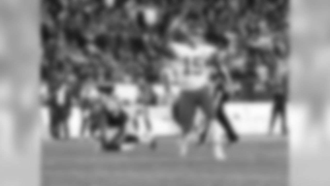 Kansas City Chiefs at New England Patriots at Gillette Stadium on October 14, 2018