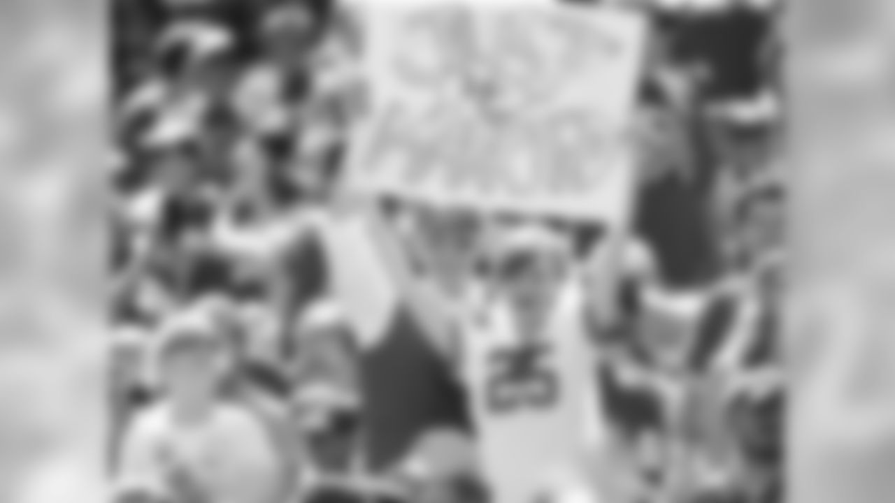 Best photos of Kansas City Chiefs fans from this season