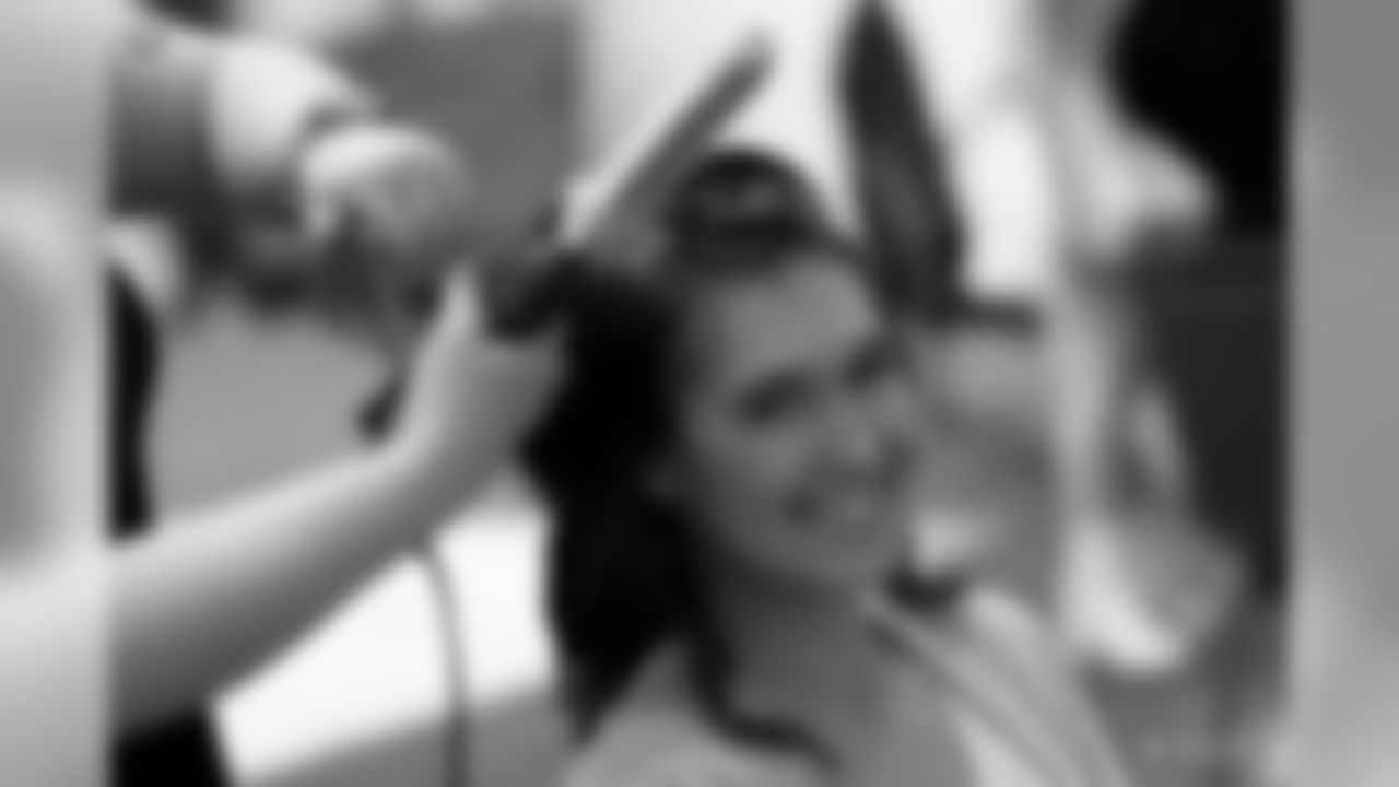 Here is a fun behind the scenes look at this weeks cheer shoot!
