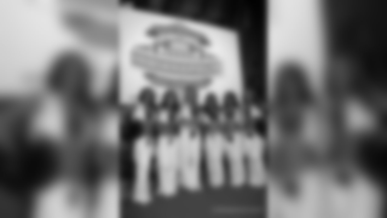 2018_1010_35yrsColtsCheer_0074