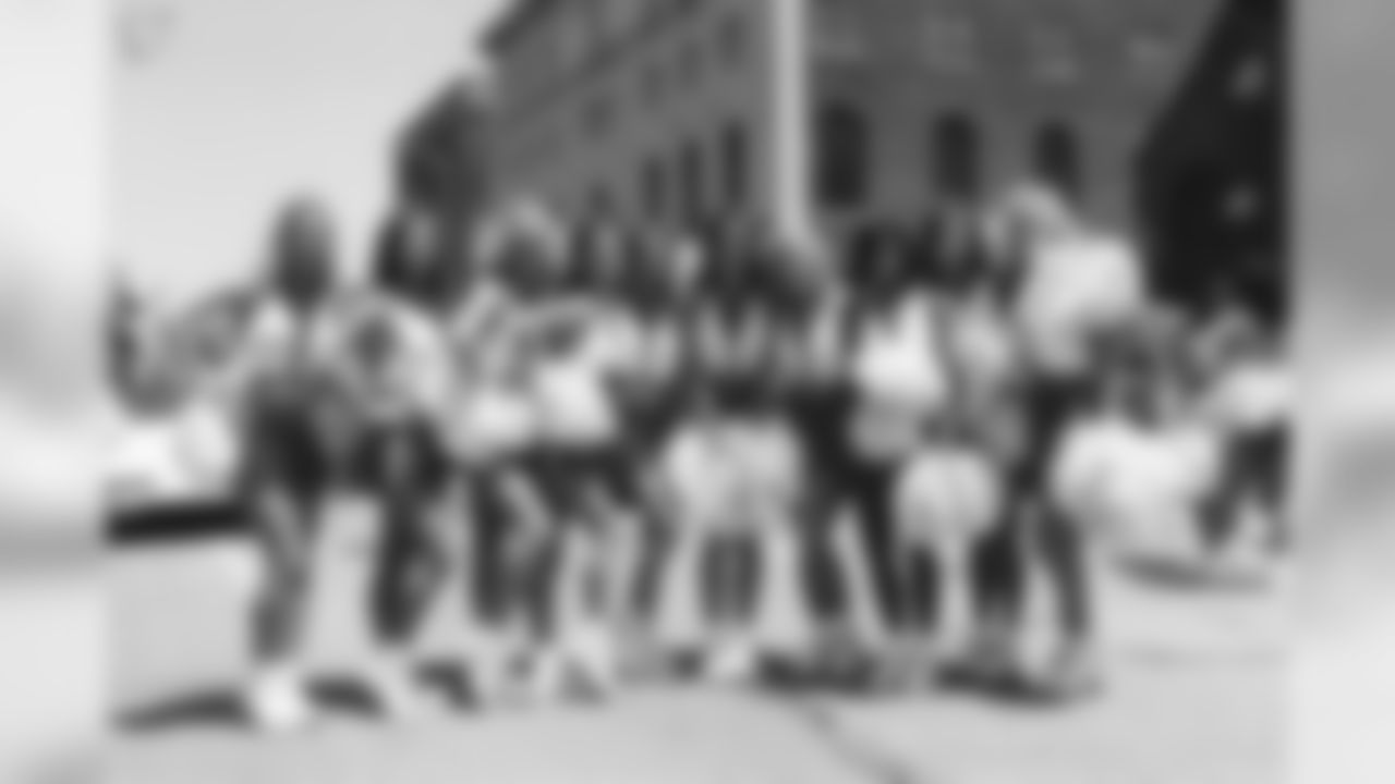 2018_1010_35yrsColtsCheer_0006