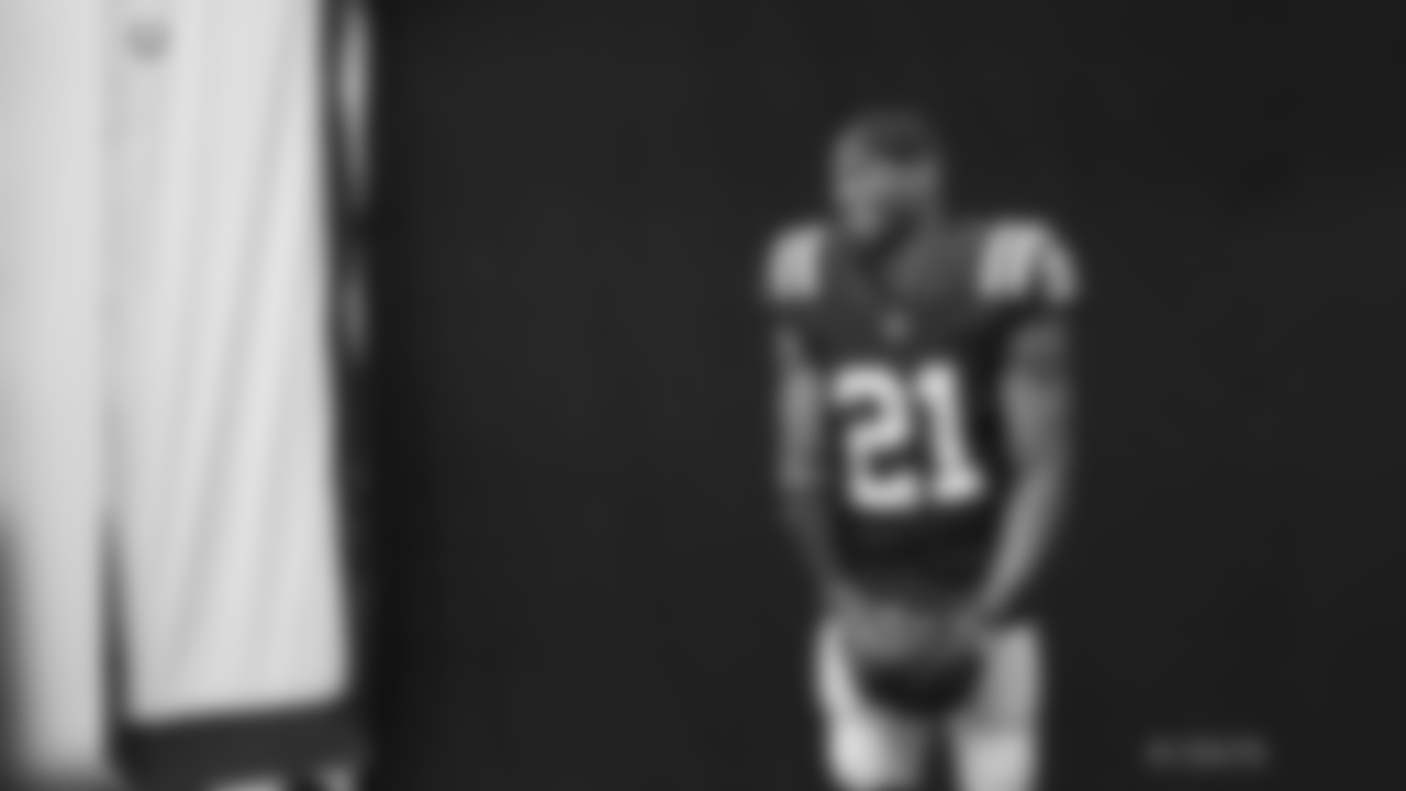 Here is a fun behind the scenes look at the 2019 Player Marketing Shoot!