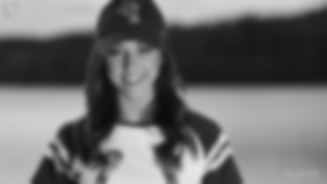 A look back at a fun creative photo shoot with the Colts Cheerleaders and LIDS.
