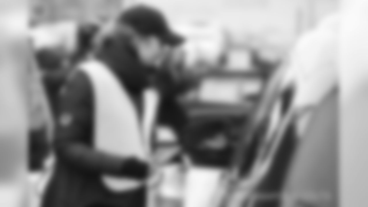2018_1119_HorseshoeHelp_Spon_0455