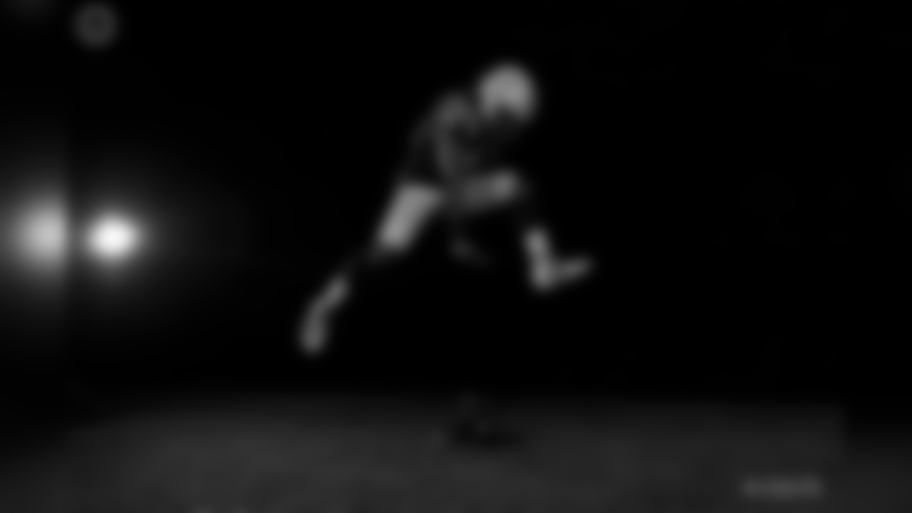 Here is a fun behind the scenes look at the 2019 Player Marketing Shoot!