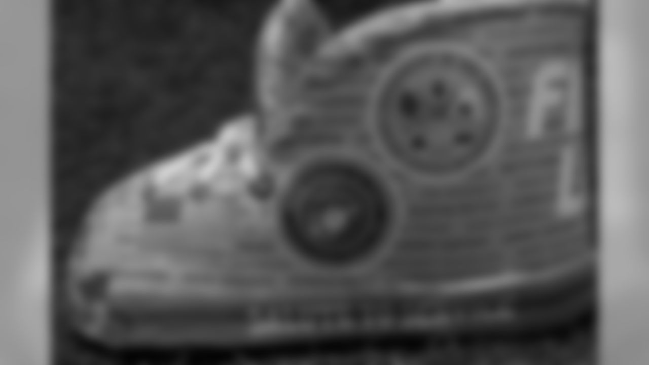 2019_0215_Blue_sShoesShoot2_0167