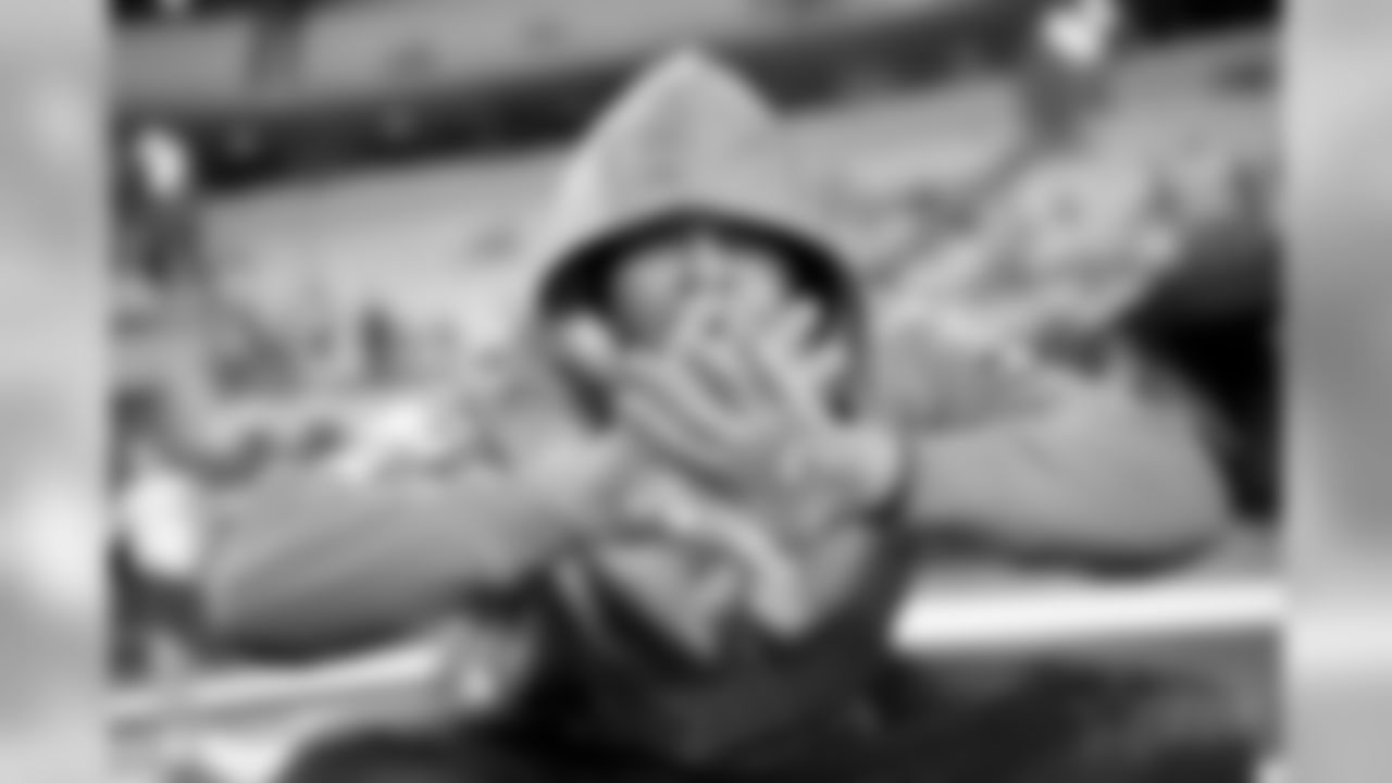20181105_DAL_Chris Covington_Selects_JJ006340