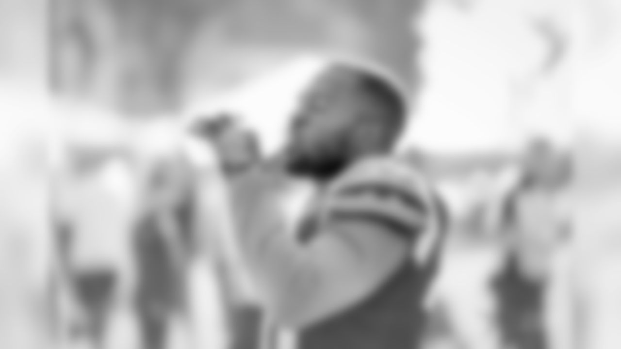 20180806_Training_Camp_Anthony Brown_Gatorade_Selects_JJ_005917