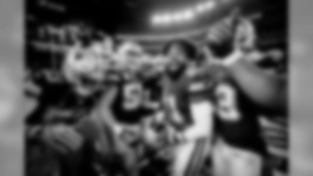 20181105_DAL_Huddle_Ezekiel Elliott_Selects_JJ006074
