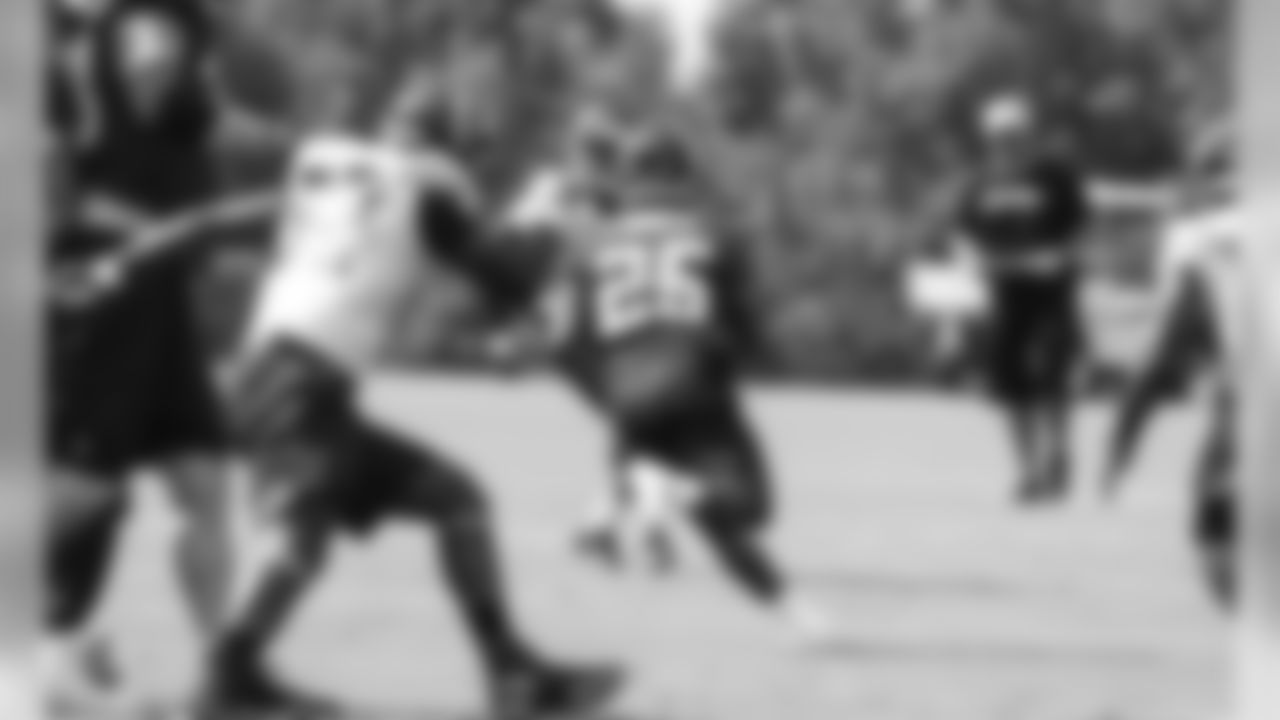 RB Ito Smith