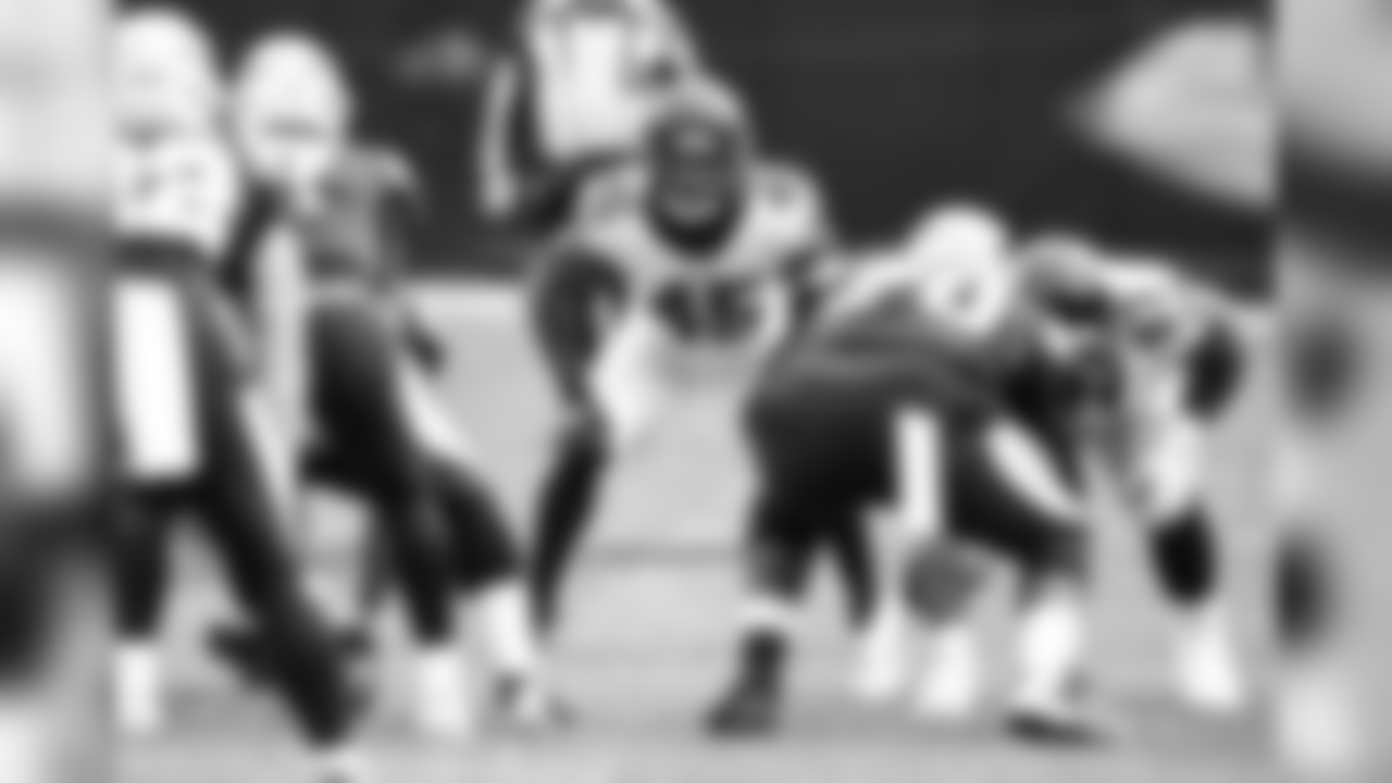 LB Deion Jones
Atlanta Falcons / Lynn Bass
