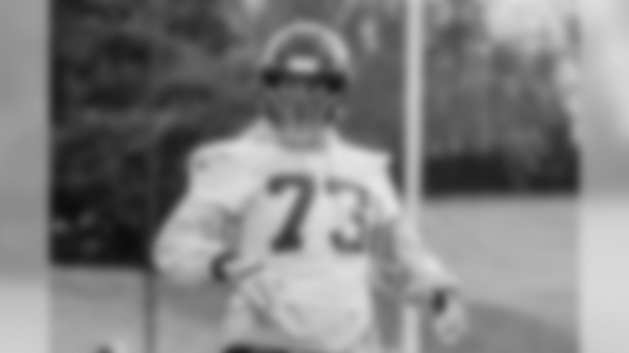 T Ryan Schraeder
Atlanta Falcons/ Kara Durrette