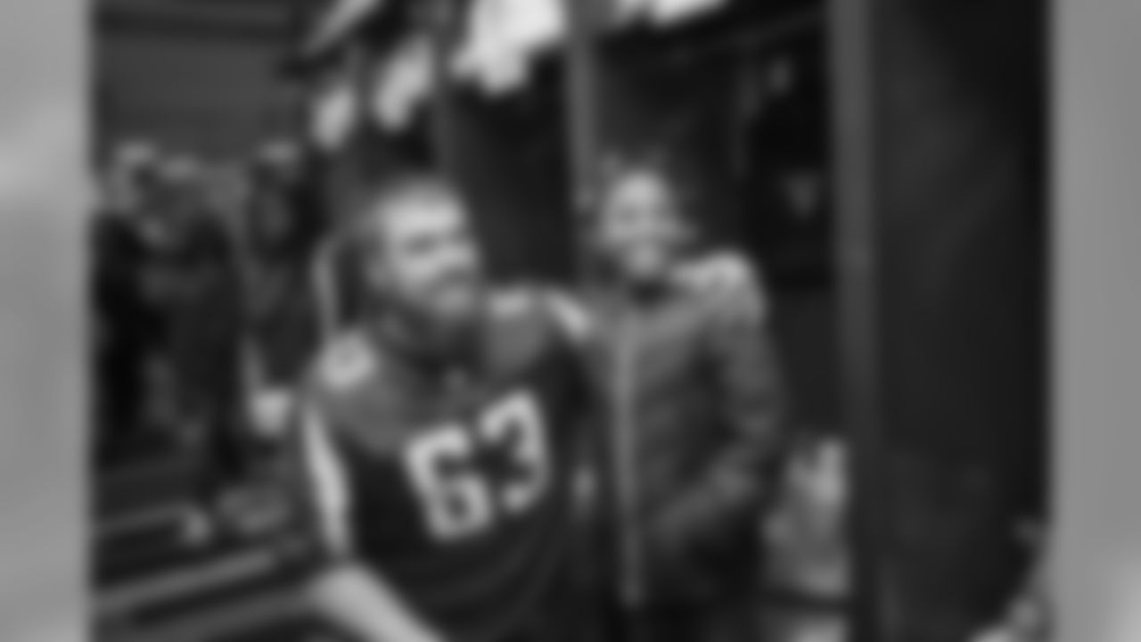 G Ben Garland
Atlanta Falcons/Carmen Mandato