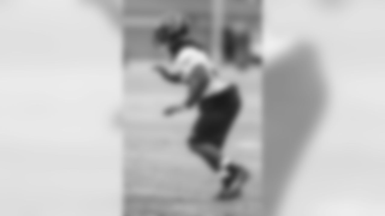 LB Deion Jones
Atlanta Falcons / Stacey Ward