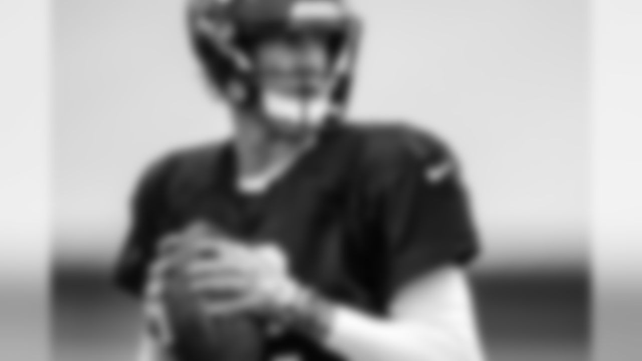 QB Matt Ryan
Atlanta Falcons / Carmen Mandato