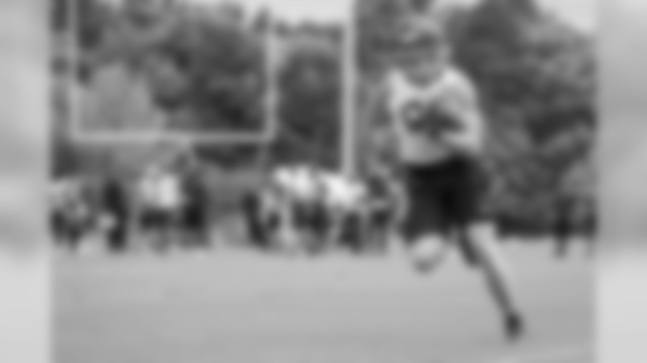 TE Jaeden Graham