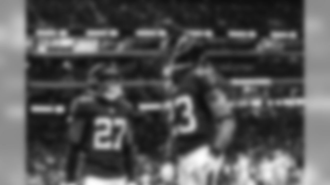 S Damontae Kazee, CB Robert Alford
Atlanta Falcons / Carmen Mandato