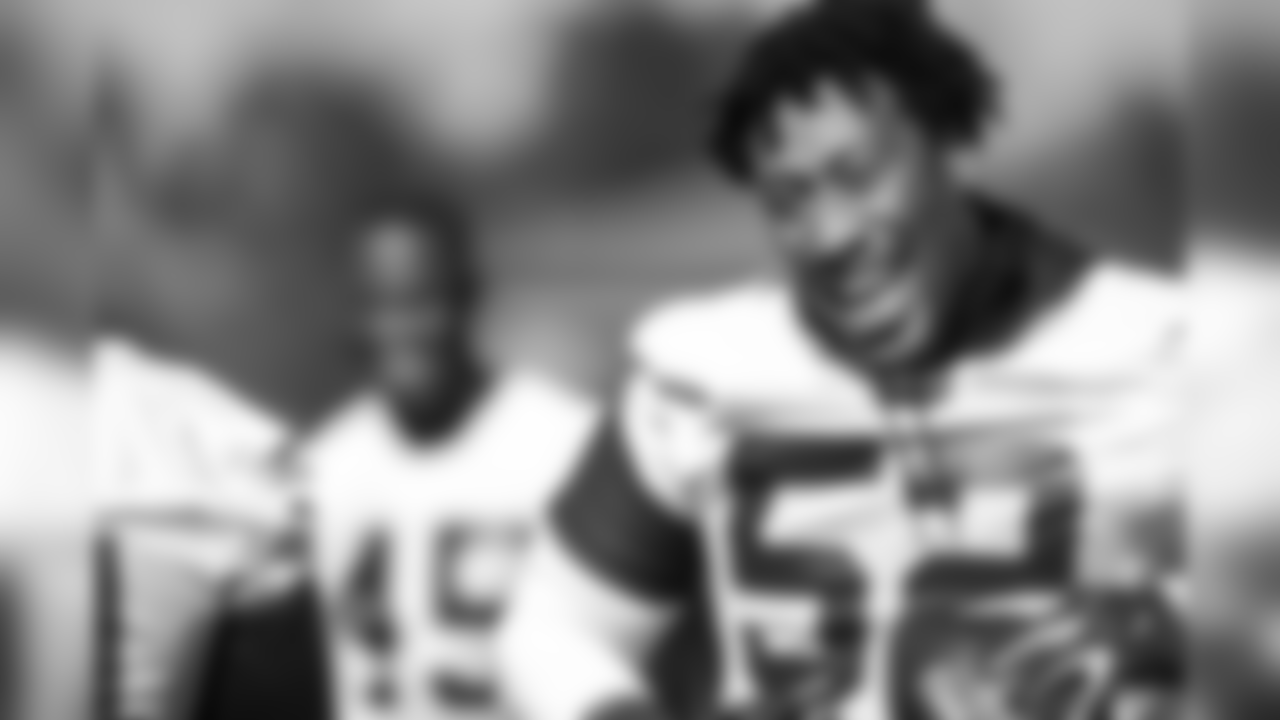 DE Bruce Irvin
Atlanta Falcons/ Carmen Mandato