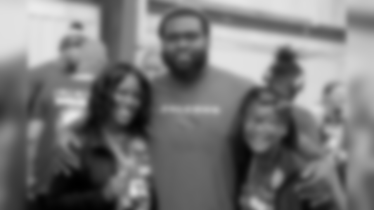 DT Deadrin Senat, playing for Howard Wade, Army