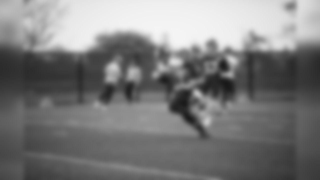 WR Darius Slayton
New York Giants Rookie Mini-Camp at Quest Diagnostics Training Center in East Rutherford, NJ