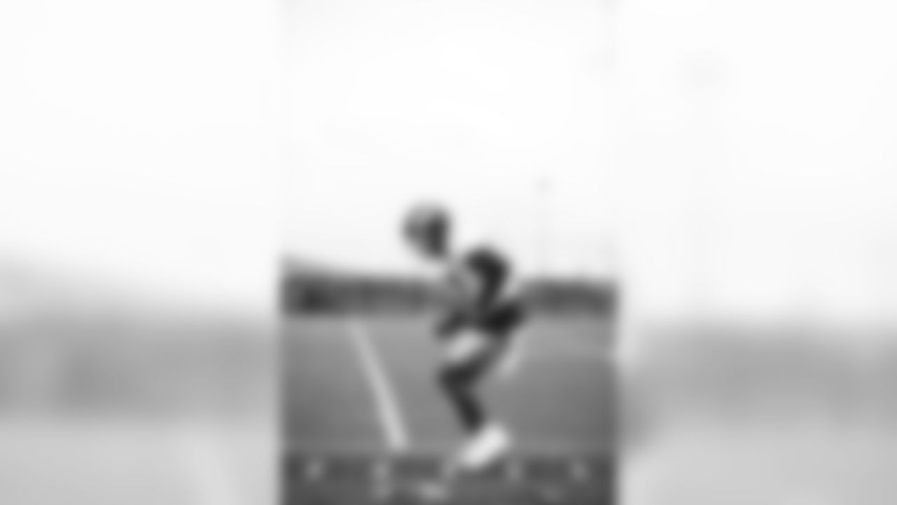 E_18_1009_GiantsPractice008