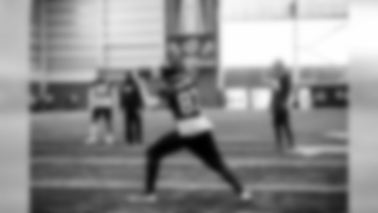 E_18_1227_GiantsPractice015