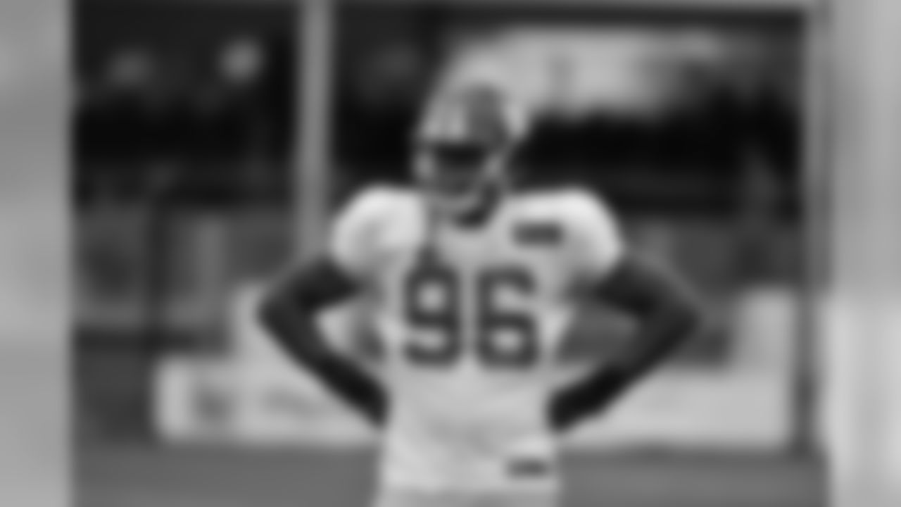 Giants hit the practice field on Monday