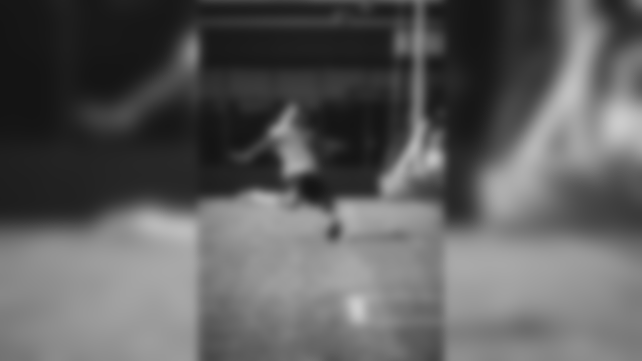 E_1M4A3576