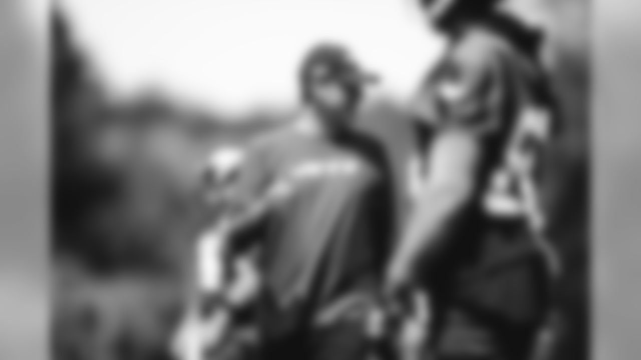 E_SNY_9698