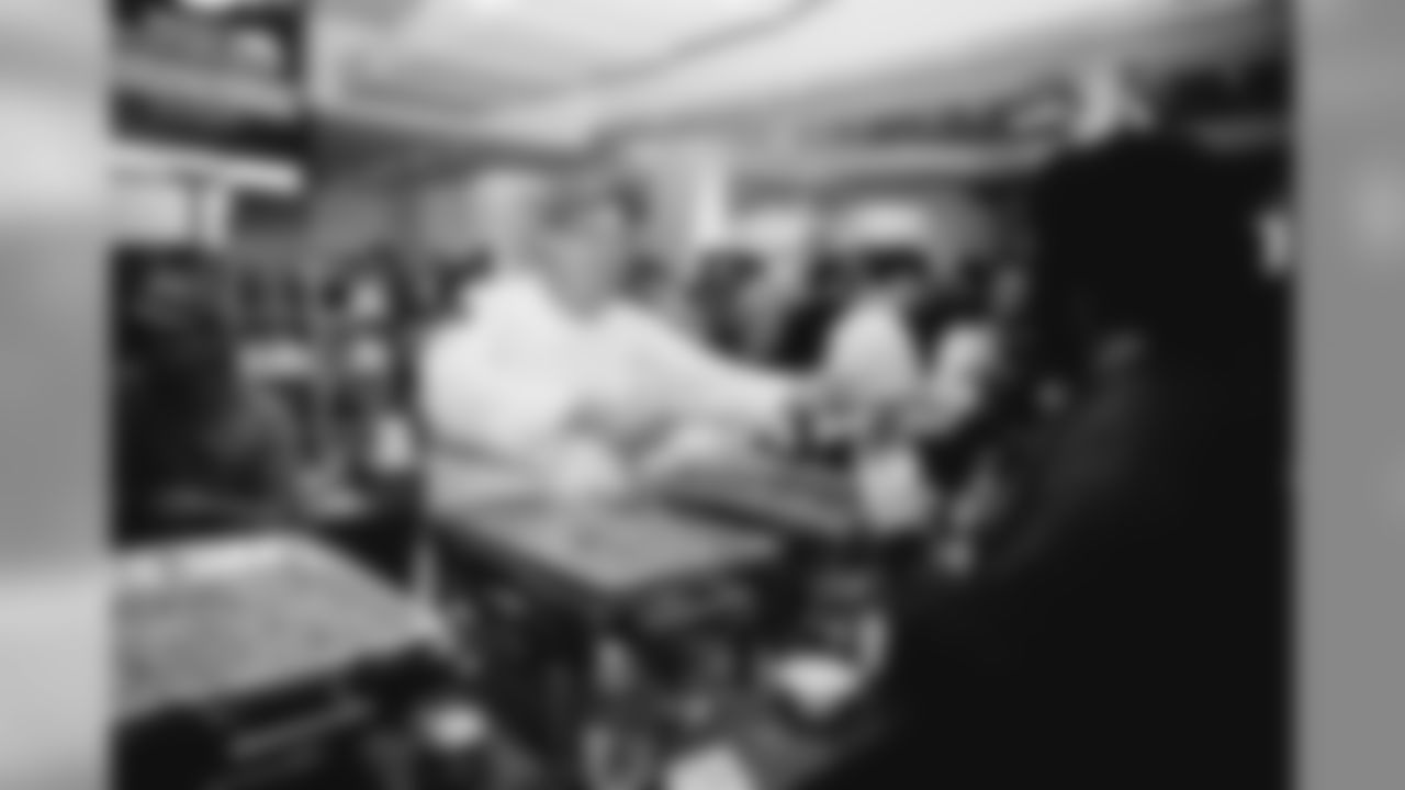 E_SNY_7648