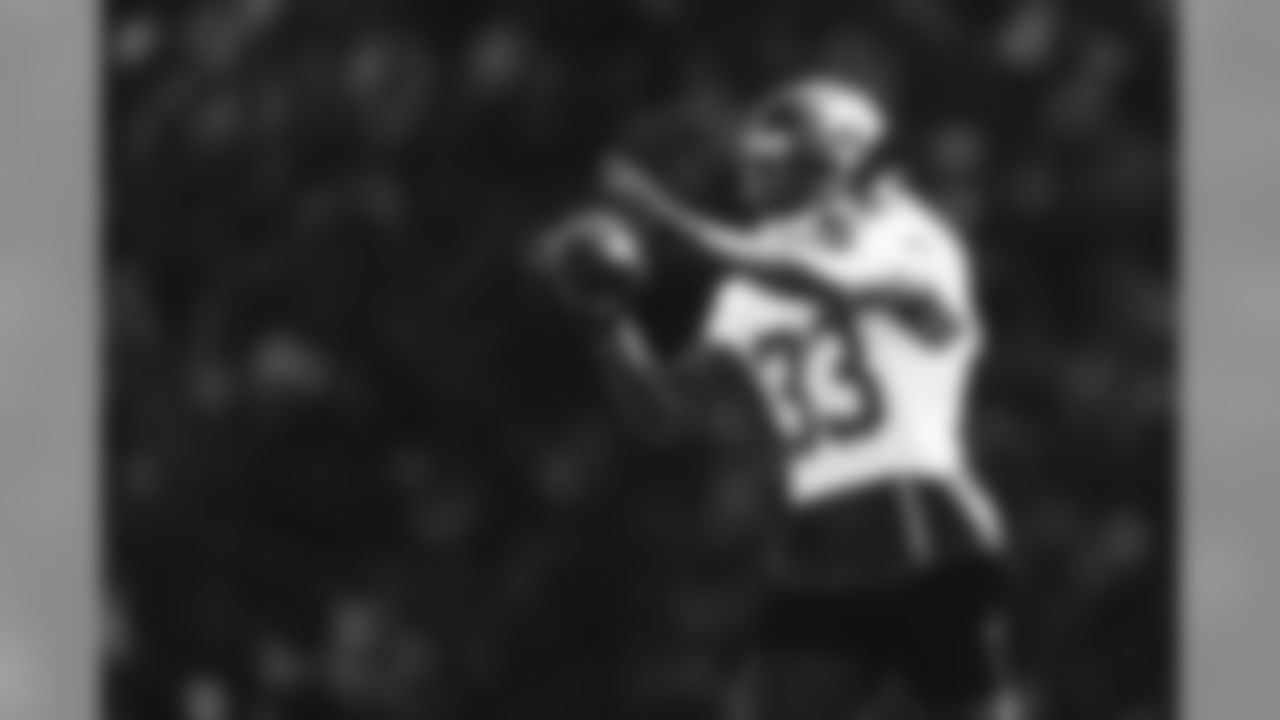 E_SNY_8506