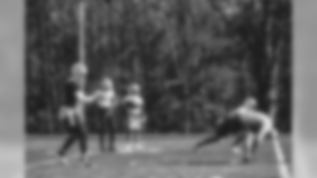E_1D2_3393