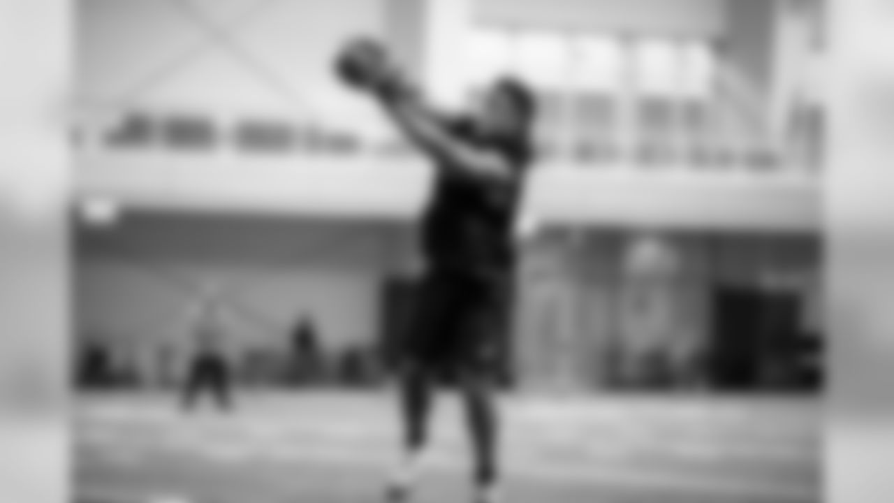 Detroit Lions linebacker Devon Kennard during phase two of the voluntary offseason program on Thursday, May 9, 2019 in Allen Park, Mich. (Detroit Lions via AP)
