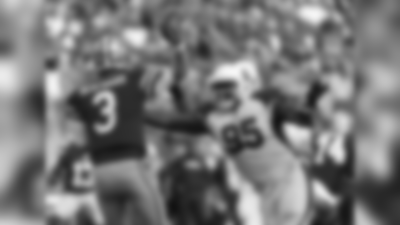 **DT Rodney Gunter**
Backed up by Olsen Pierre