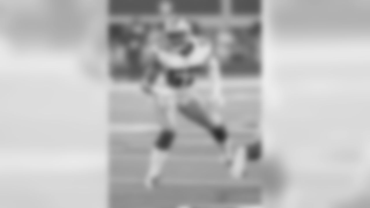 **SLB Damien Wilson**
Backed up by Justin March-Lillard and Chris Covington