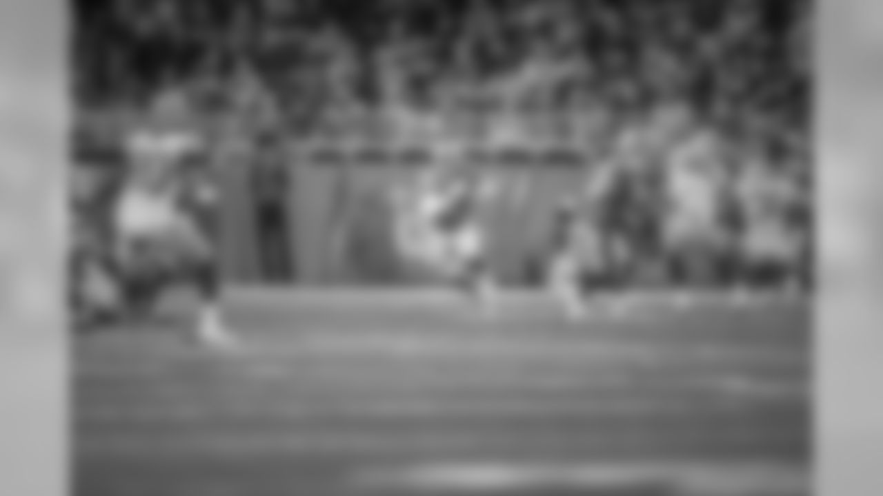 Detroit Lions running back Ameer Abdullah (21) returns a kickoff during a NFL football game against the Green Bay Packers on Sunday, Oct. 7, 2018 in Detroit.