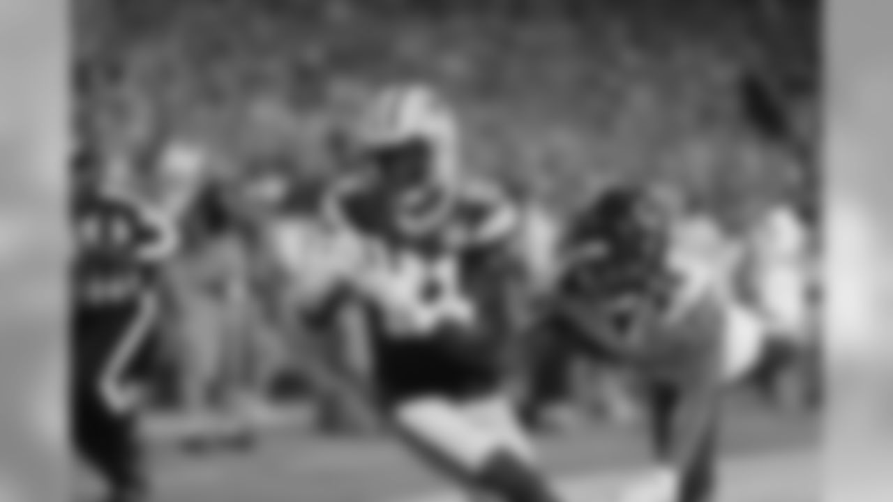 Green Bay Packers against the Chicago Bears during the season opener at Lambeau Field on Sunday night.
