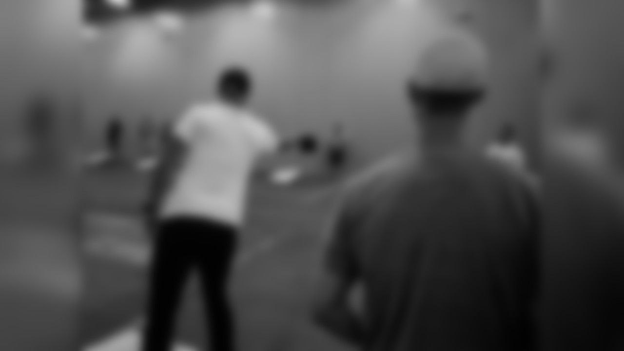 180722-jimmy-graham-cornhole-bobber-2