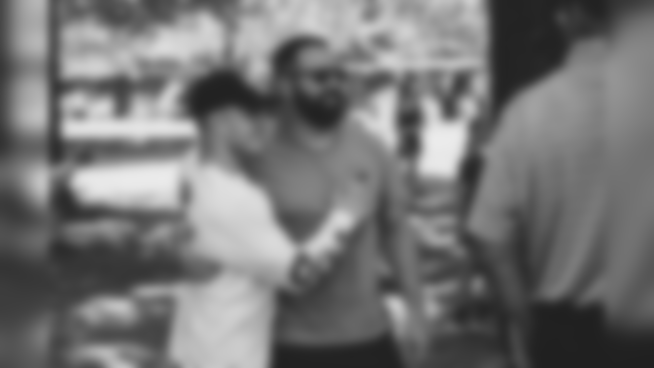 190424JonathanStewartPlay60_806