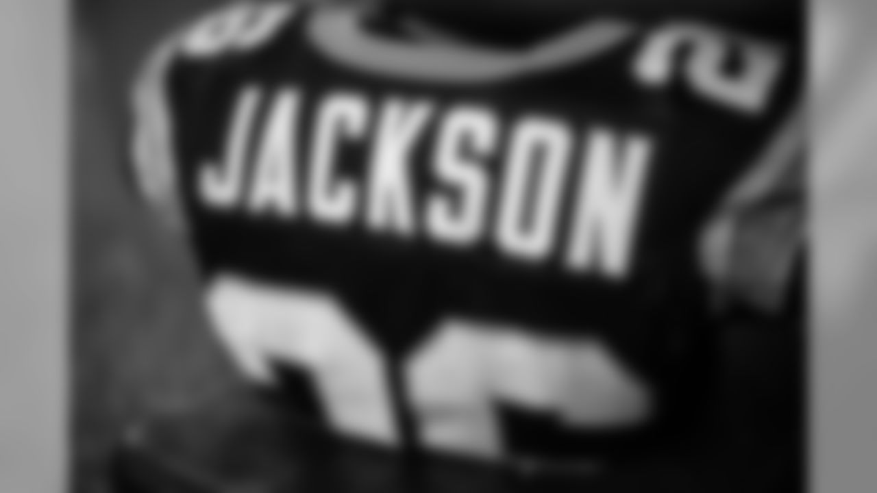 Lockerroom_NO29