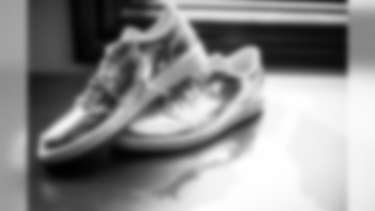 TDJordans137