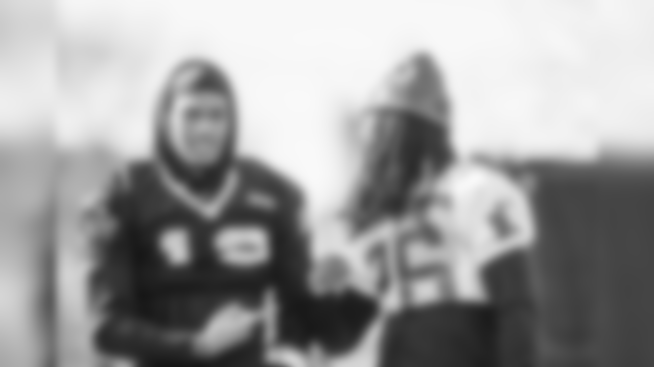 2018_12_6 panthers walks outs 296