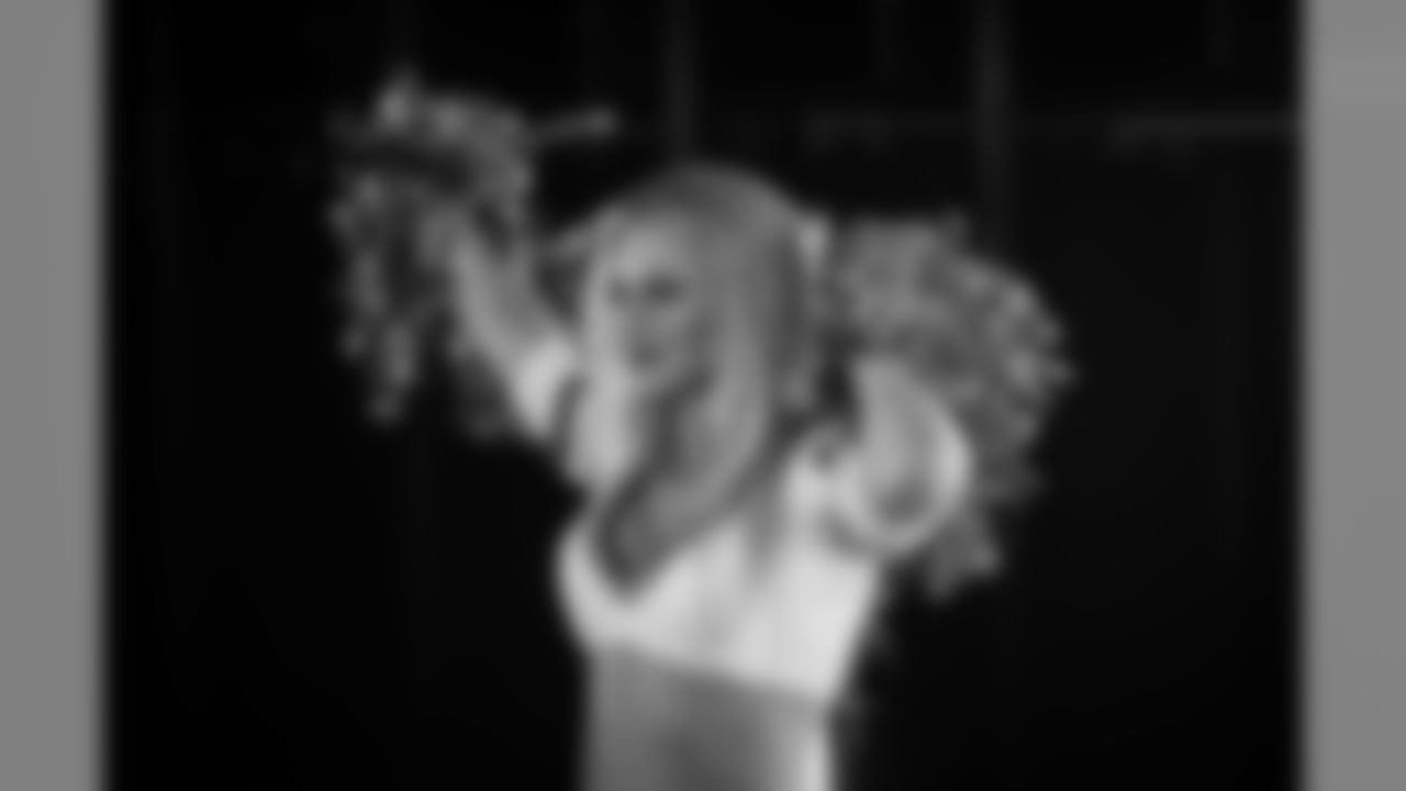 2018_06_20 top cats BTS 1339