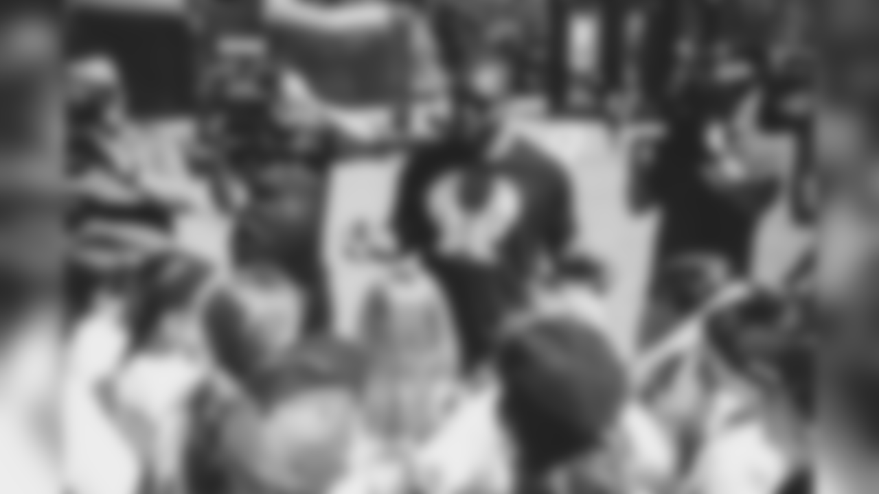 190424JonathanStewartPlay60_44