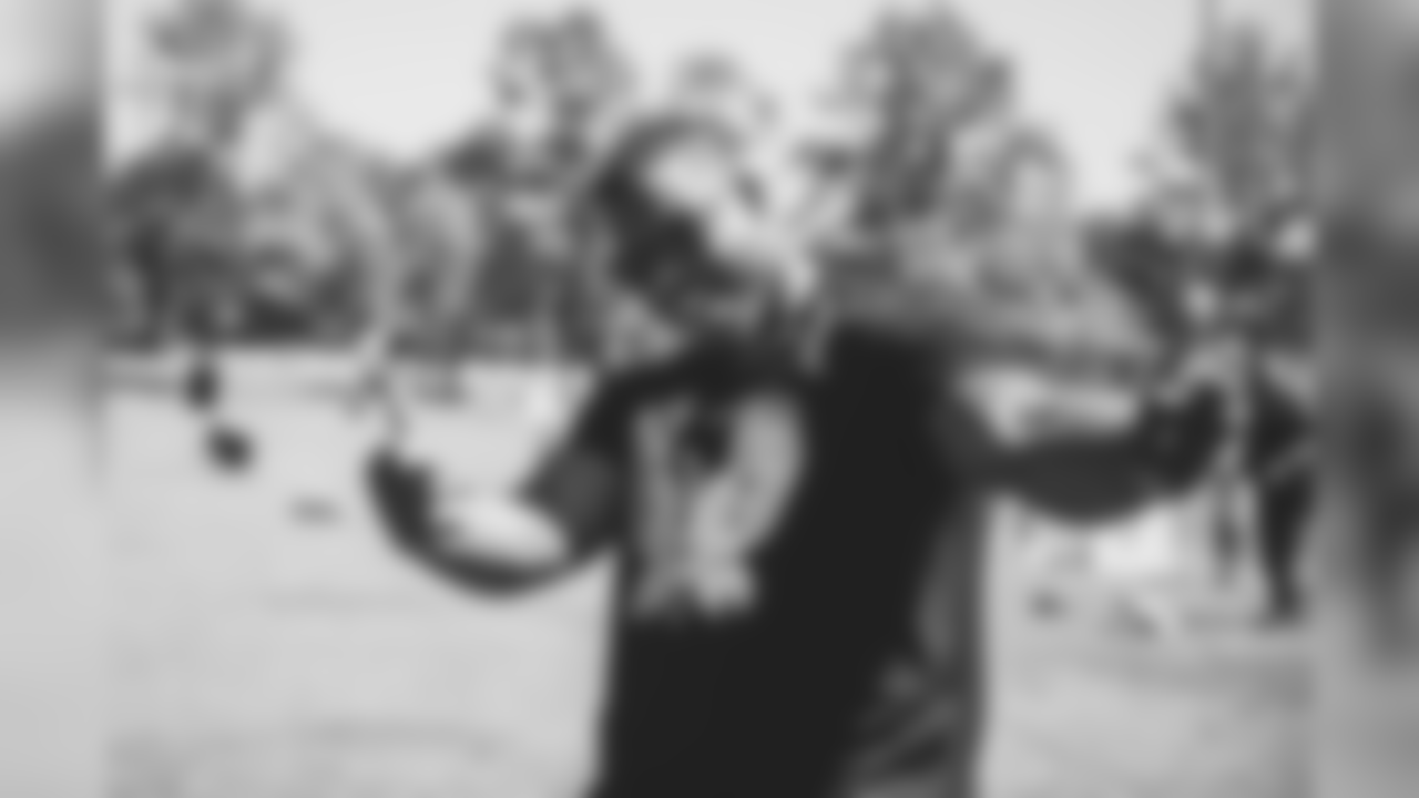 190424JonathanStewartPlay60_328